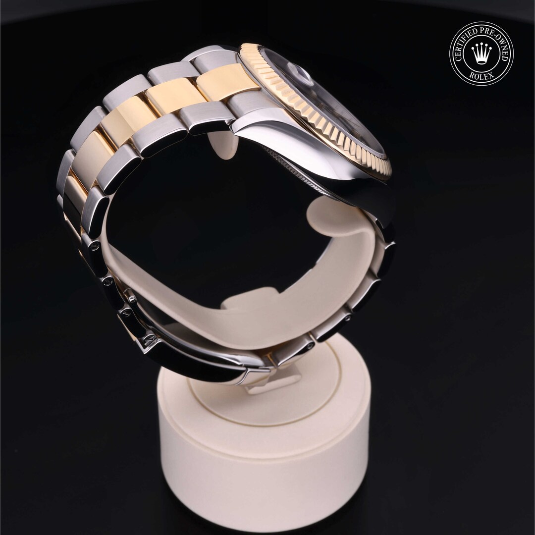 Rolex Rolex Certified Pre-Owned Sky-Dweller Rolex Rolex Certified Pre-Owned Sky-Dweller