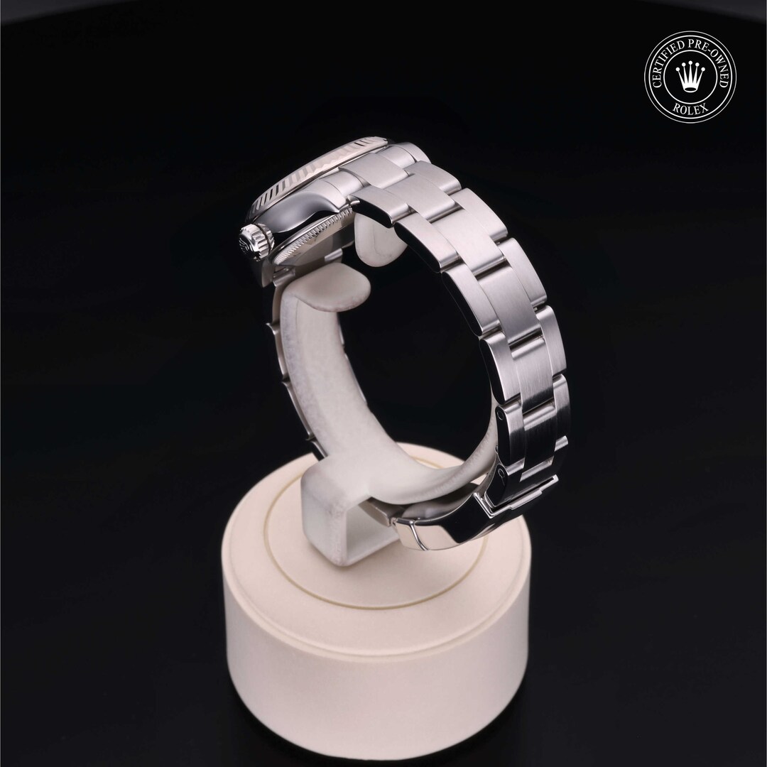 Rolex Rolex Certified Pre-Owned Oyster Perpetual 26 Rolex Rolex Certified Pre-Owned Oyster Perpetual 26