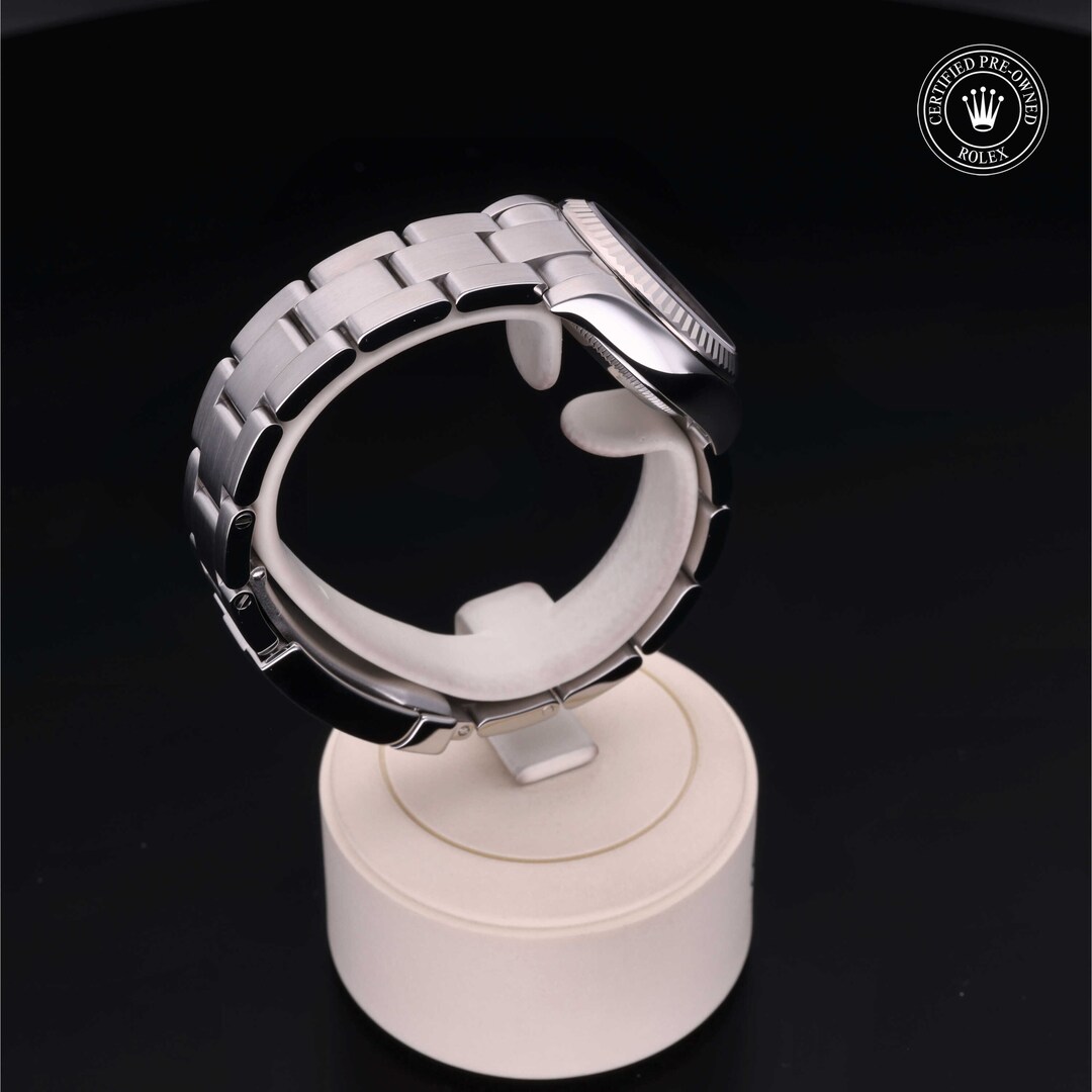Rolex Rolex Certified Pre-Owned Oyster Perpetual 26 Rolex Rolex Certified Pre-Owned Oyster Perpetual 26