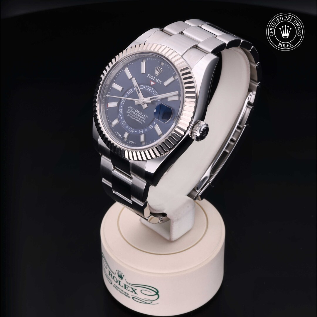 Rolex Rolex Certified Pre-Owned Sky-Dweller Rolex Rolex Certified Pre-Owned Sky-Dweller