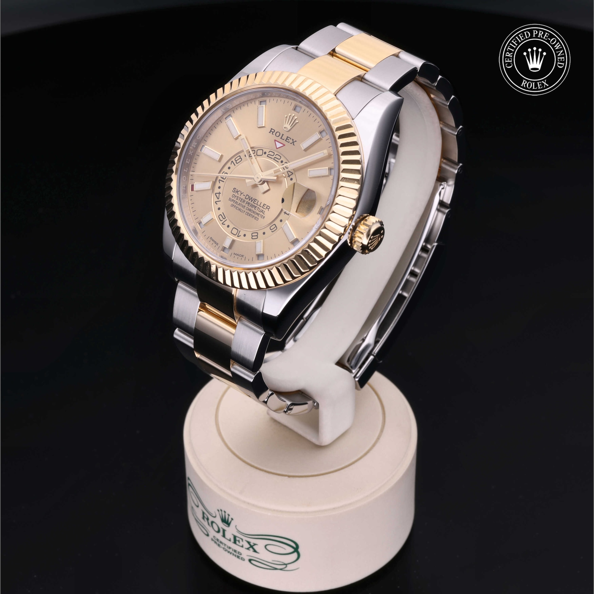 Sky-Dweller image