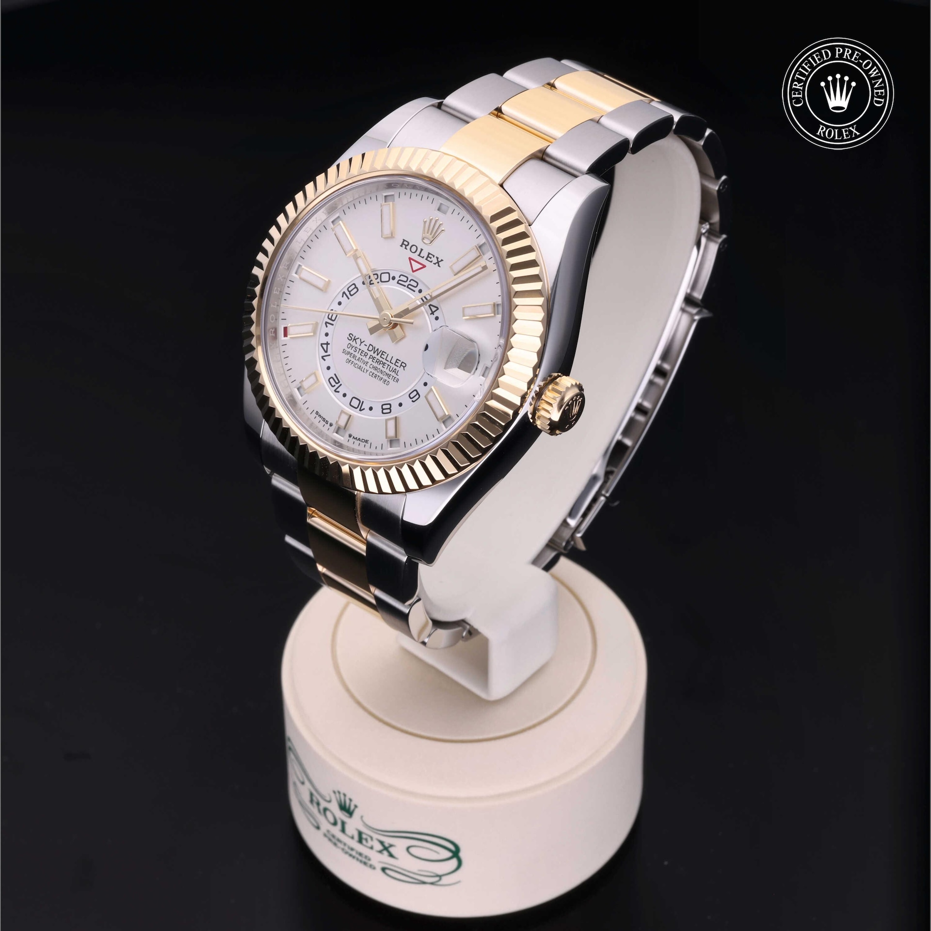 Sky-Dweller image