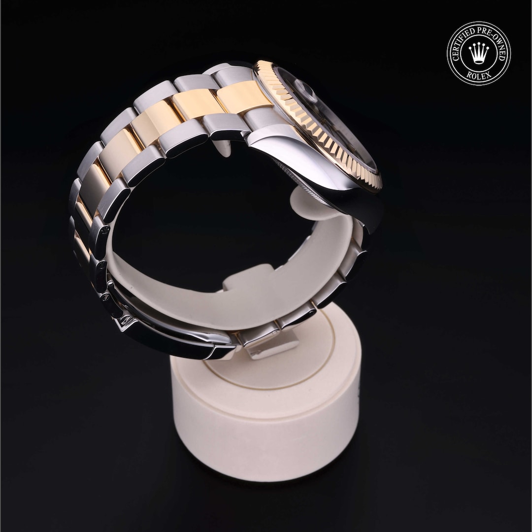 Rolex Rolex Certified Pre-Owned Sky-Dweller Rolex Rolex Certified Pre-Owned Sky-Dweller