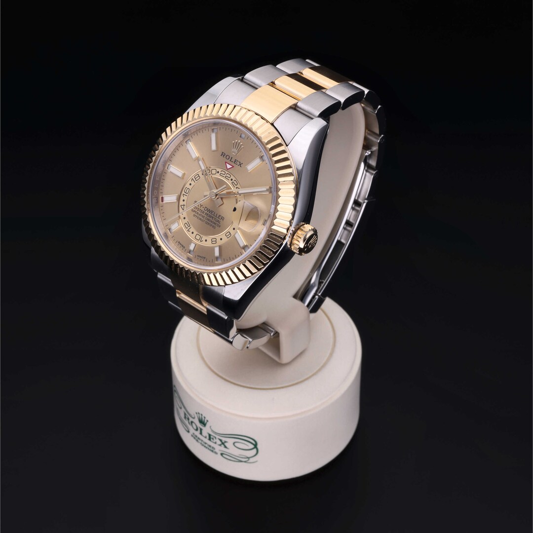 Rolex Rolex Certified Pre-Owned Sky-Dweller Rolex Rolex Certified Pre-Owned Sky-Dweller