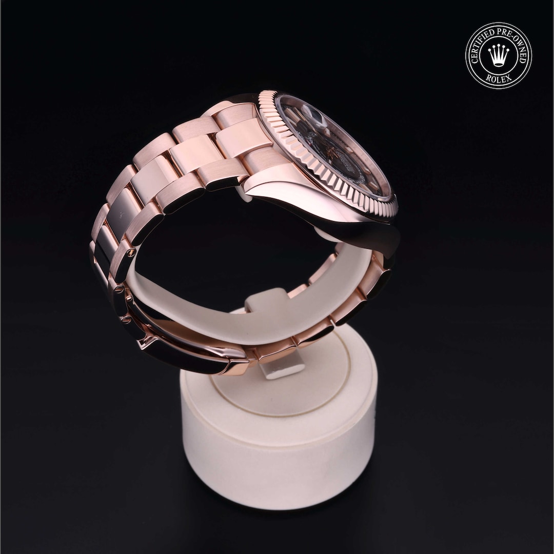 Rolex Rolex Certified Pre-Owned Sky-Dweller Rolex Rolex Certified Pre-Owned Sky-Dweller