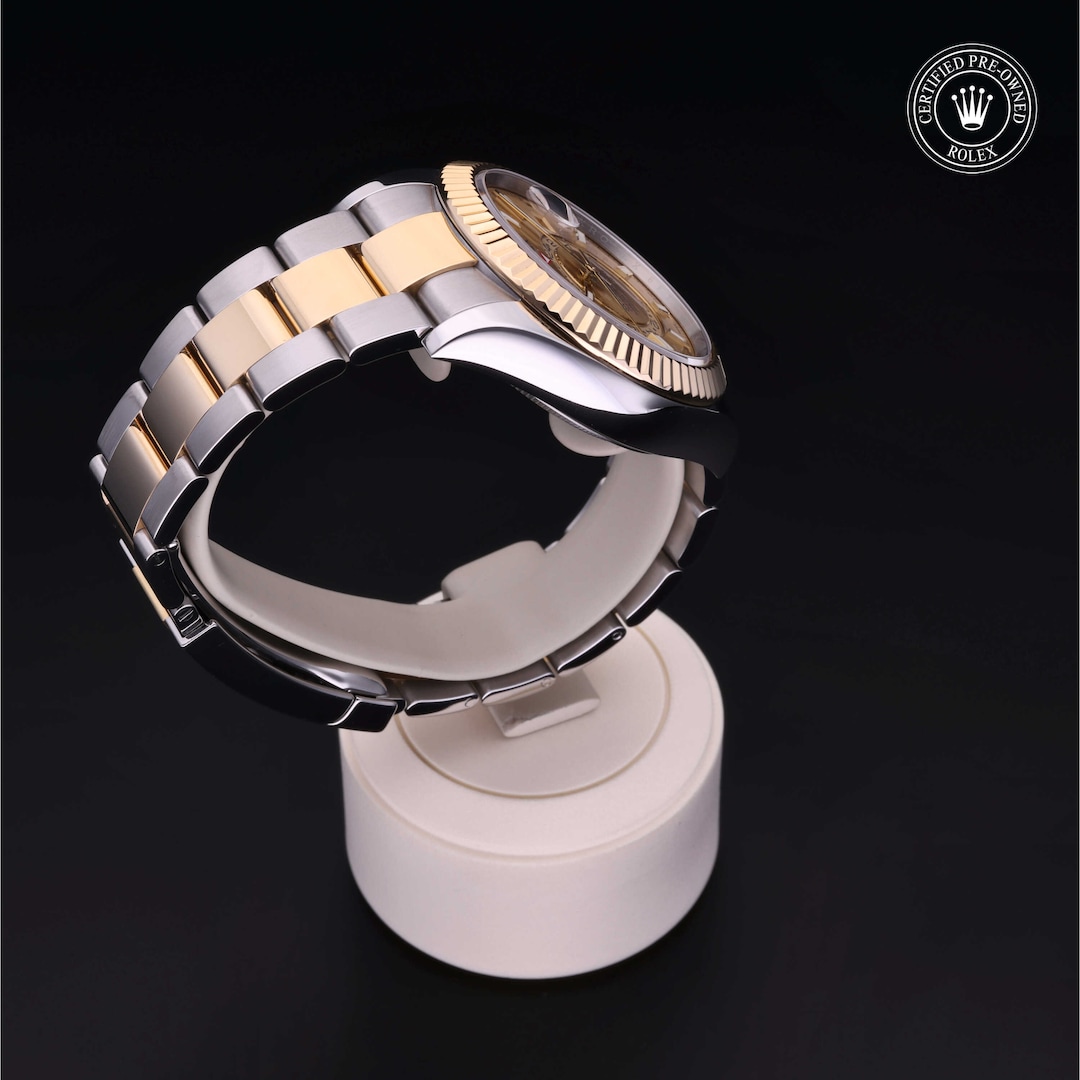 Rolex Rolex Certified Pre-Owned Sky-Dweller Rolex Rolex Certified Pre-Owned Sky-Dweller