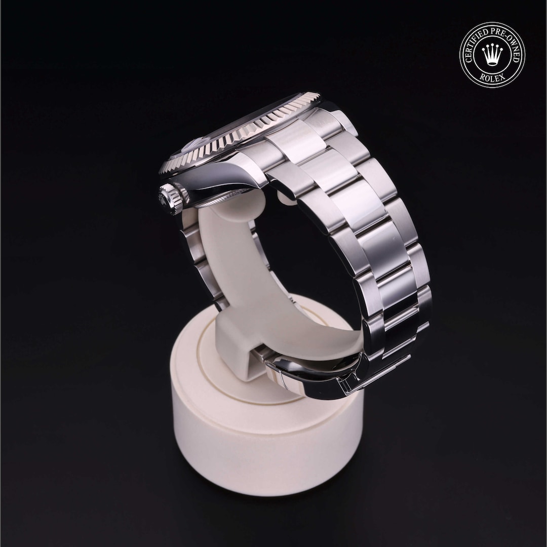 Rolex Rolex Certified Pre-Owned Sky-Dweller Rolex Rolex Certified Pre-Owned Sky-Dweller
