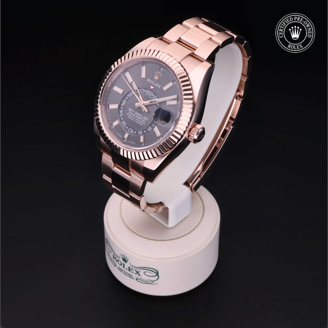 Rolex Rolex Certified Pre-Owned Sky-Dweller Rolex Rolex Certified Pre-Owned Sky-Dweller