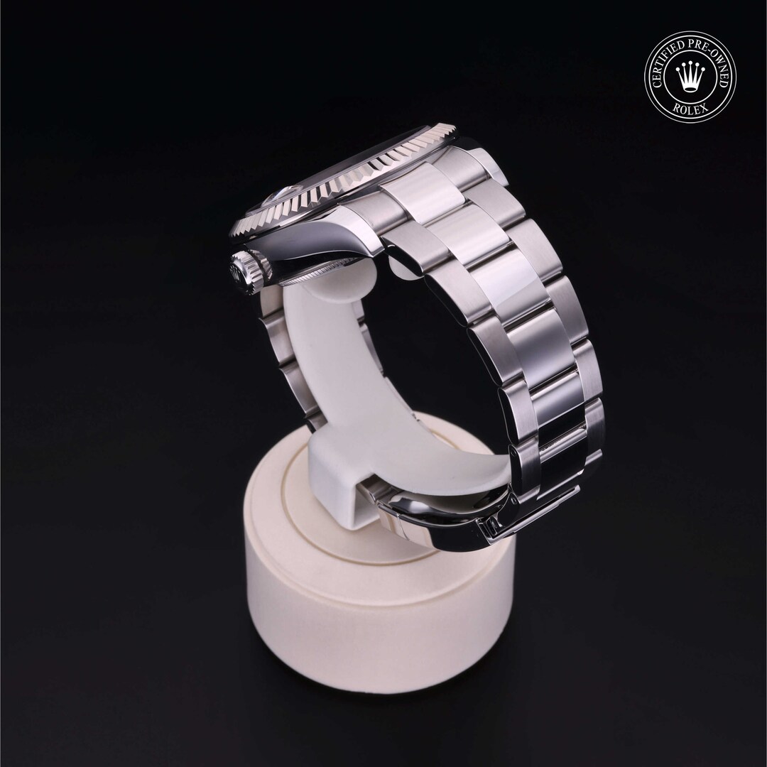 Rolex Rolex Certified Pre-Owned Sky-Dweller Rolex Rolex Certified Pre-Owned Sky-Dweller