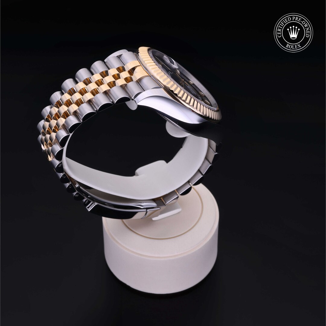 Rolex Rolex Certified Pre-Owned Sky-Dweller Rolex Rolex Certified Pre-Owned Sky-Dweller