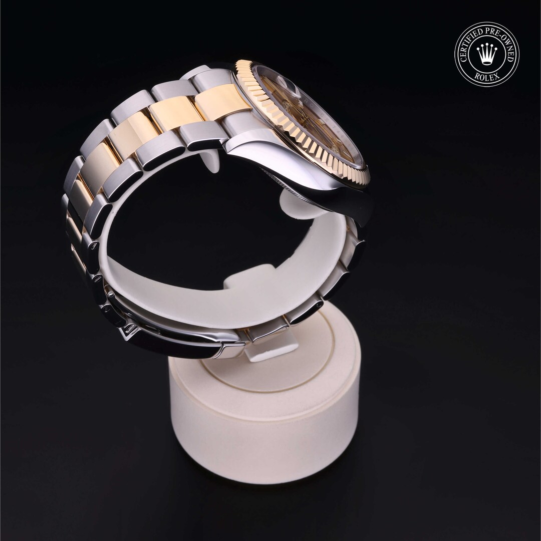 Rolex Rolex Certified Pre-Owned Sky-Dweller Rolex Rolex Certified Pre-Owned Sky-Dweller
