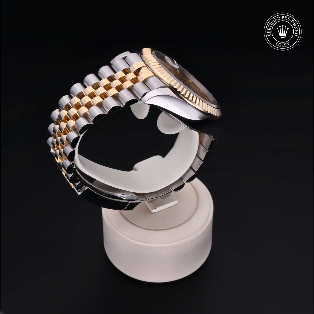 Rolex Rolex Certified Pre-Owned Sky-Dweller Rolex Rolex Certified Pre-Owned Sky-Dweller