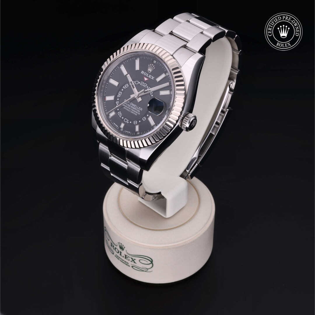 Rolex Rolex Certified Pre-Owned Sky-Dweller Rolex Rolex Certified Pre-Owned Sky-Dweller
