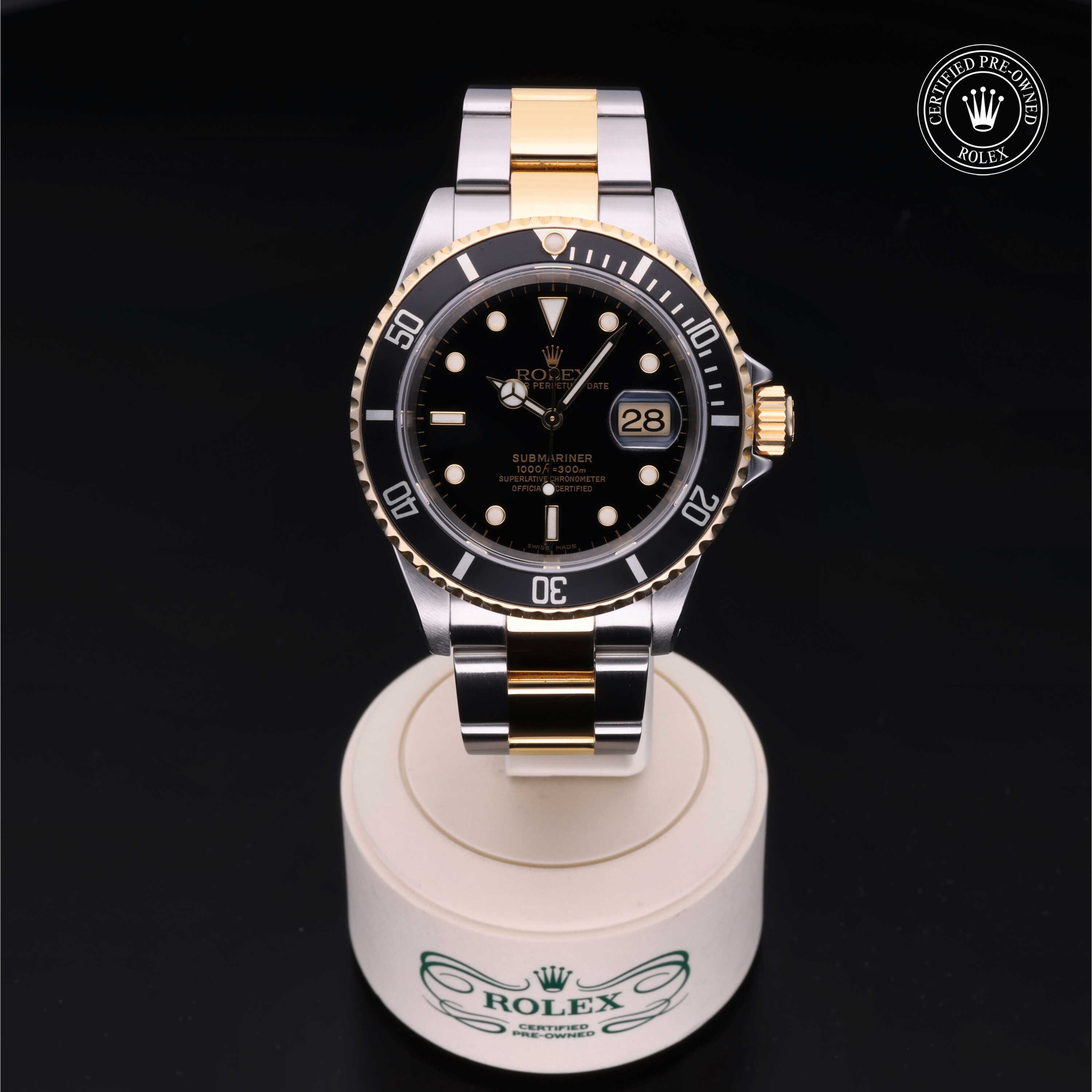 Submariner Date alternate view 2