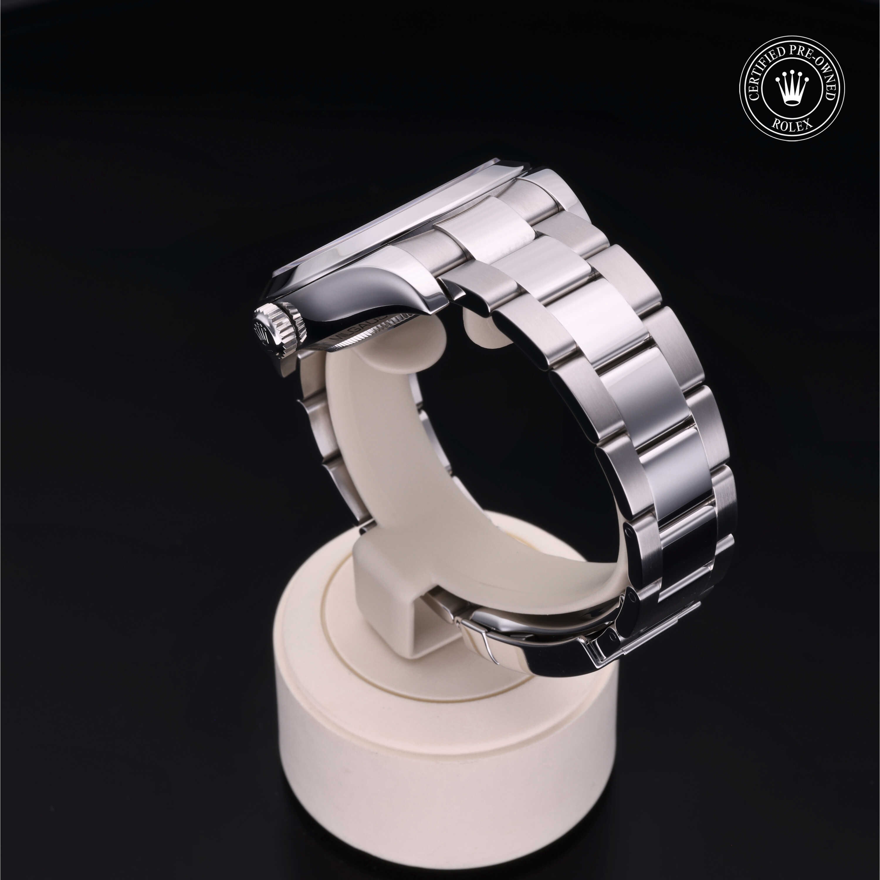 Milgauss alternate view 4