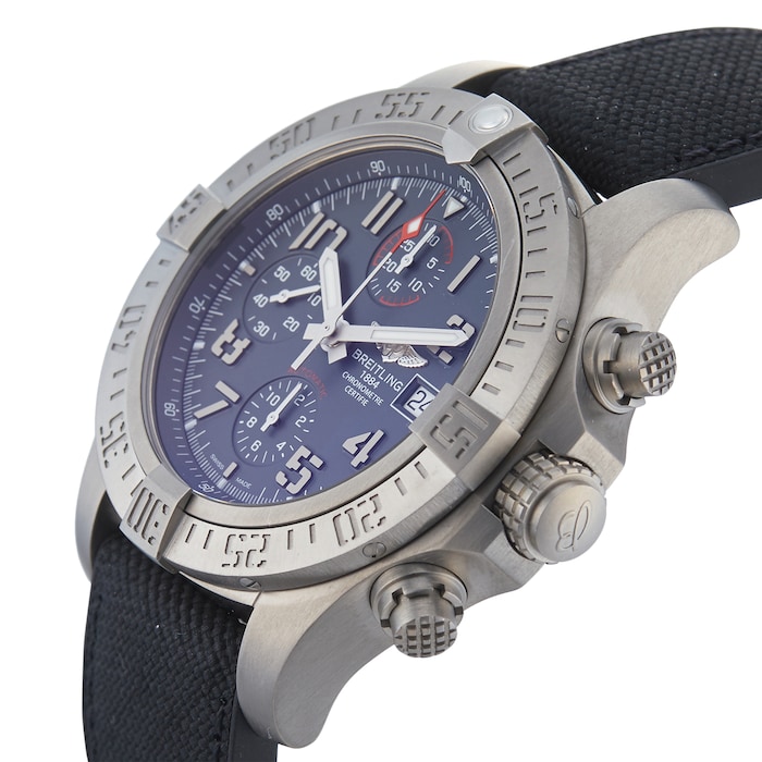 Pre-Owned Breitling Avenger Mens Watch E1338310/M534