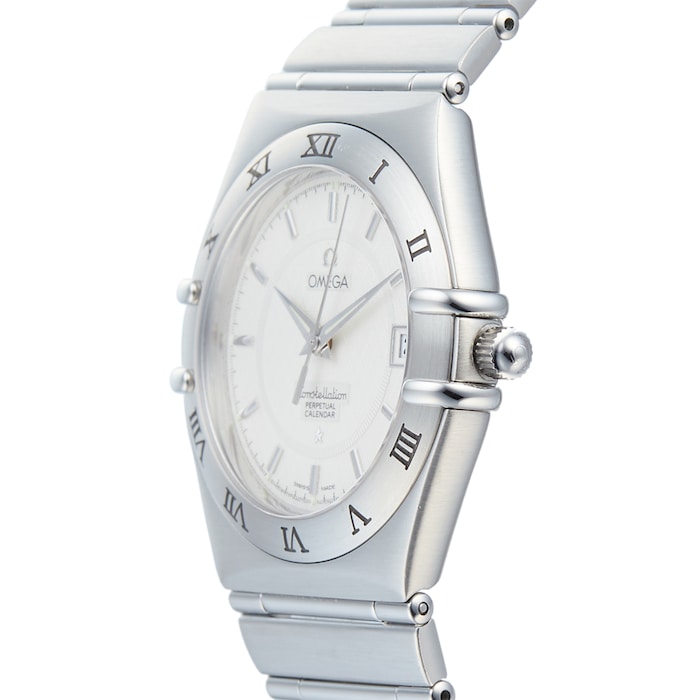 Pre-Owned Omega Constellation Perpetual Calendar Unisex Watch 1552.30.00