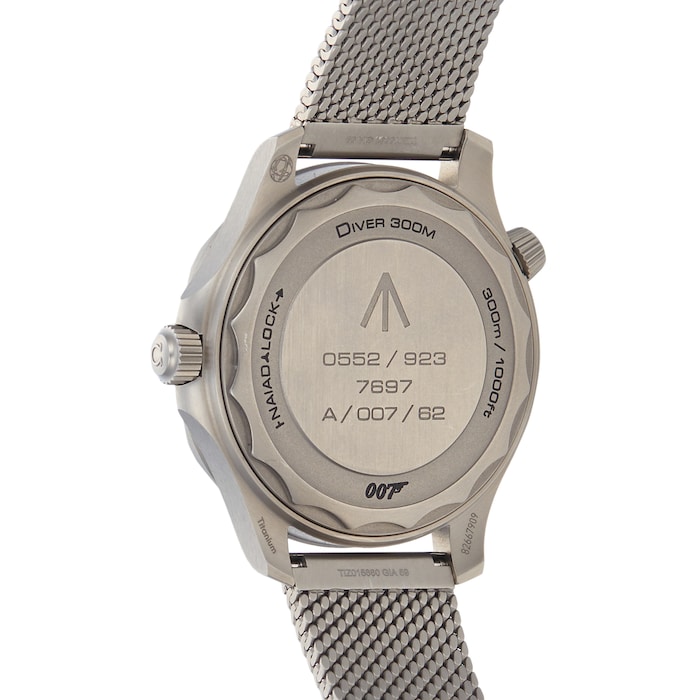 Pre-Owned Omega Seamaster Diver 300M '007 Edition' Mens Watch 210.90.42.20.01.001