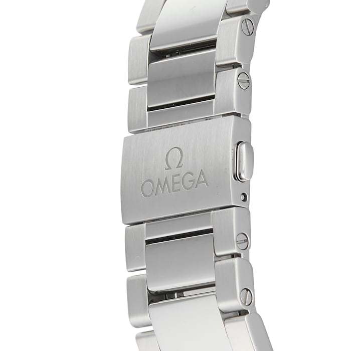 Pre-Owned OMEGA Seamaster Aqua Terra 150M Mens Watch 220.10.41.21.01.001
