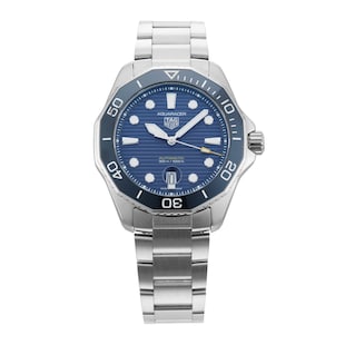 Pre-Owned TAG Heuer Aquaracer Pofessional 300 Date 43mm Stainless Steel