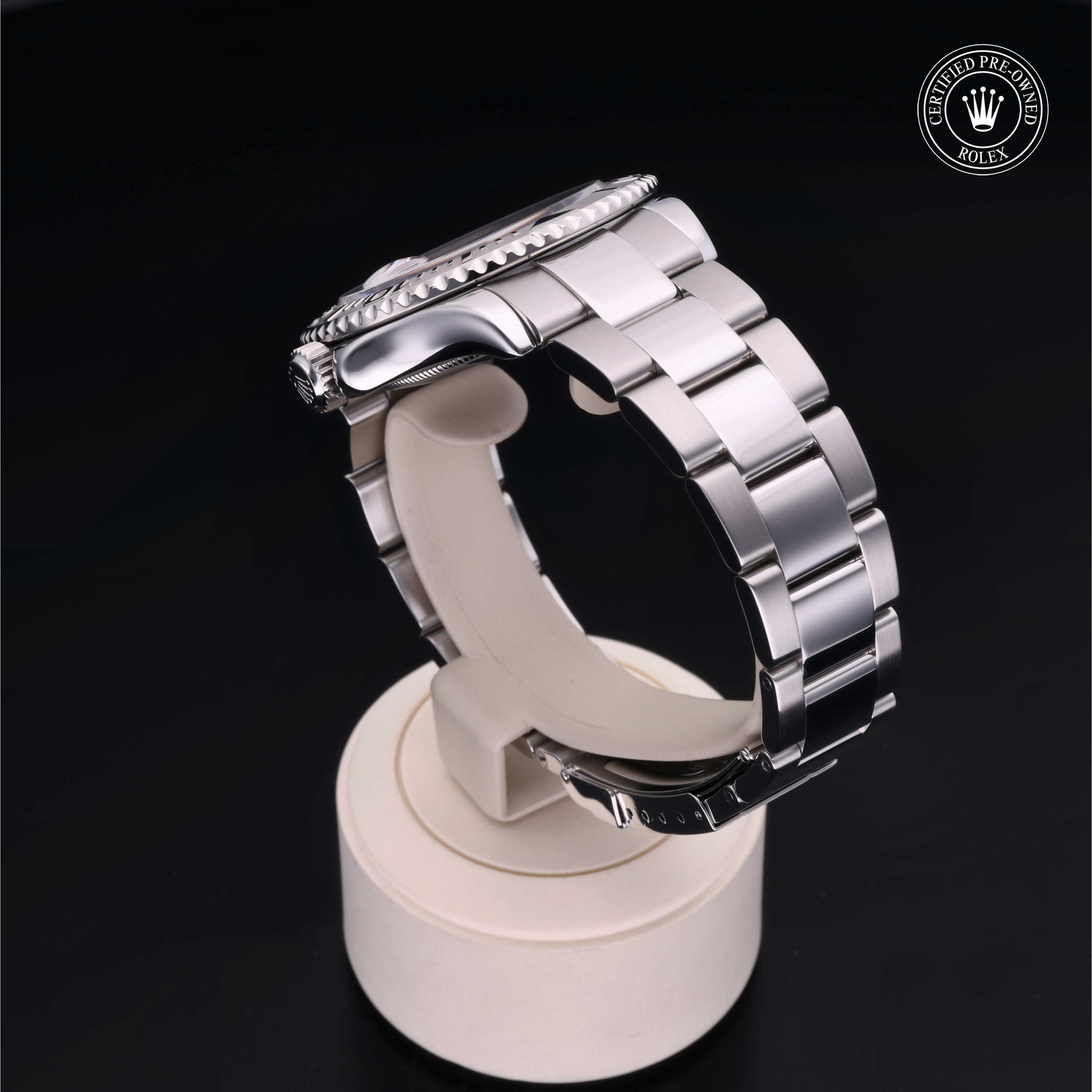 Yacht-Master 40 alternate view 4