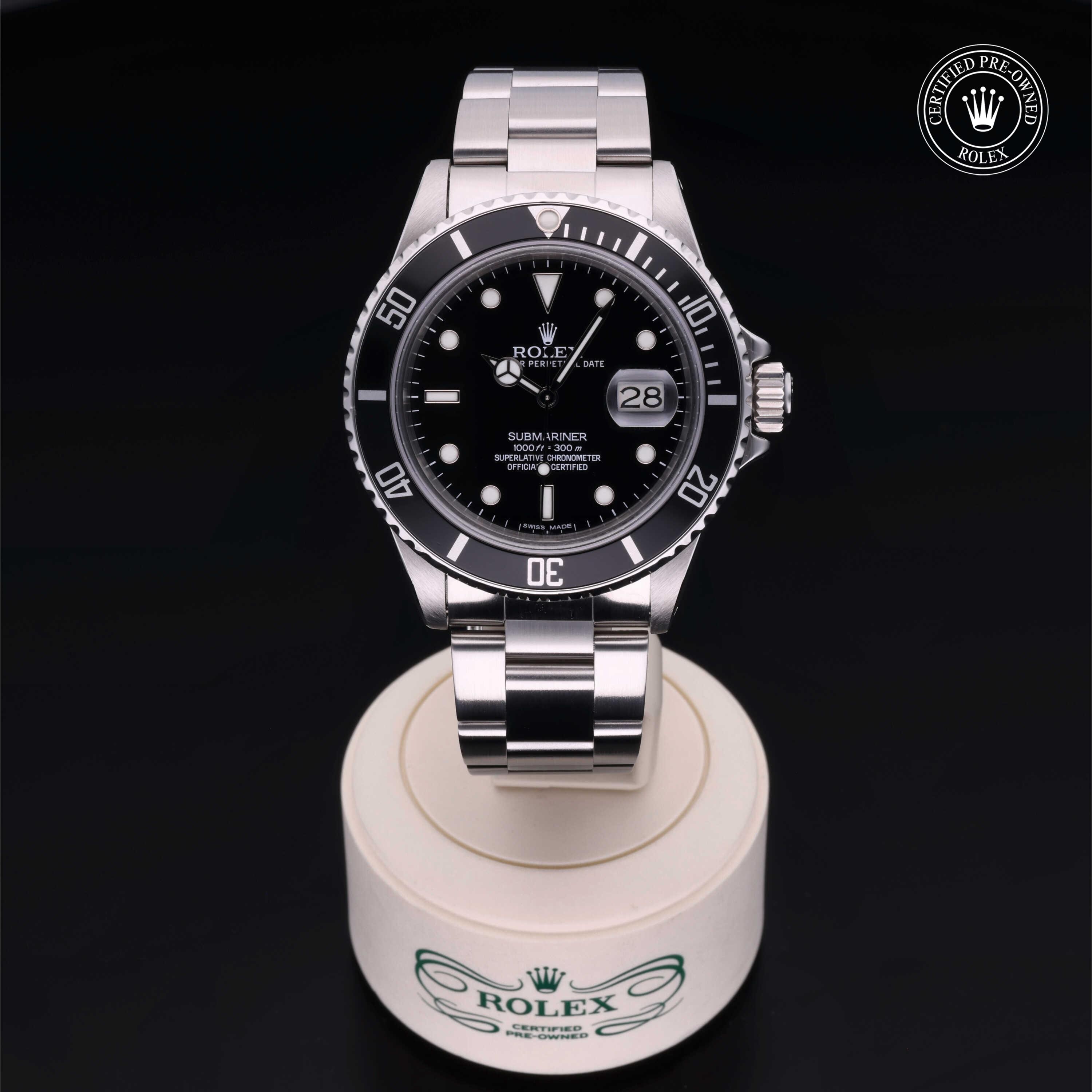 Submariner Date alternate view 2