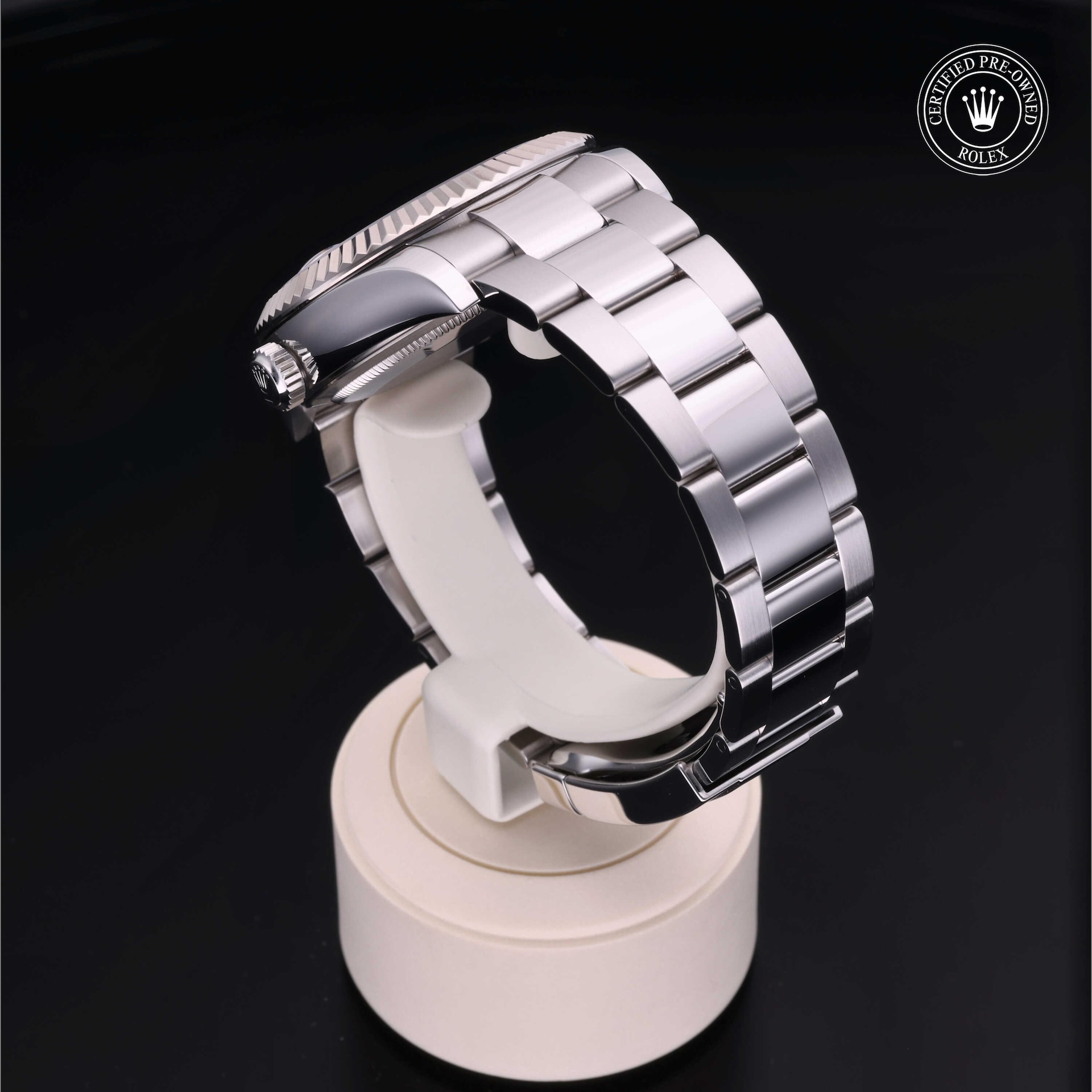 Sky-Dweller image