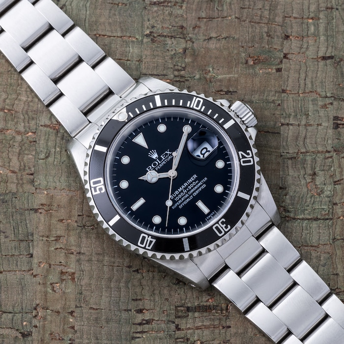 Pre-Owned Rolex by Analog Shift Pre-Owned Rolex Submariner