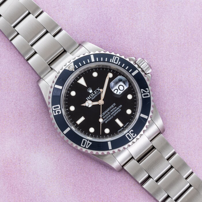 Pre-Owned Rolex by Analog Shift Rolex Submariner Date