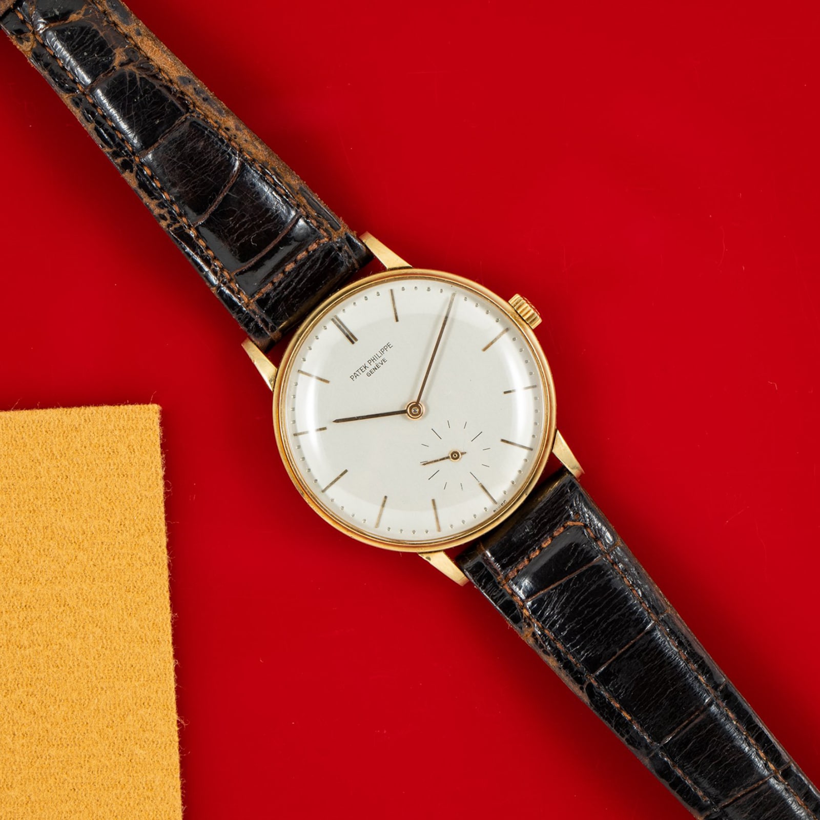 Pre-Owned Patek Philippe by Analog Shift Patek Philippe Calatrava