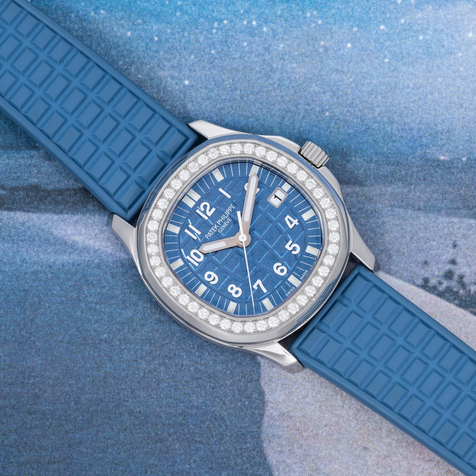 Pre-Owned Patek Philippe by Analog Shift Patek Philippe Aquanaut Ladies