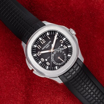 Pre-Owned Patek Philippe Aquanaut Travel Time