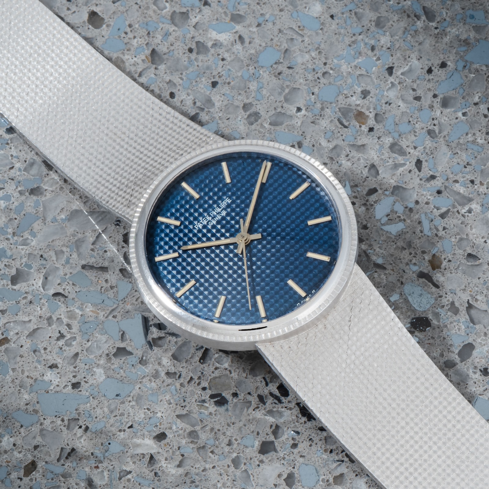 Pre-Owned Patek Philippe Patek Philippe Calatrava 'Backwind'