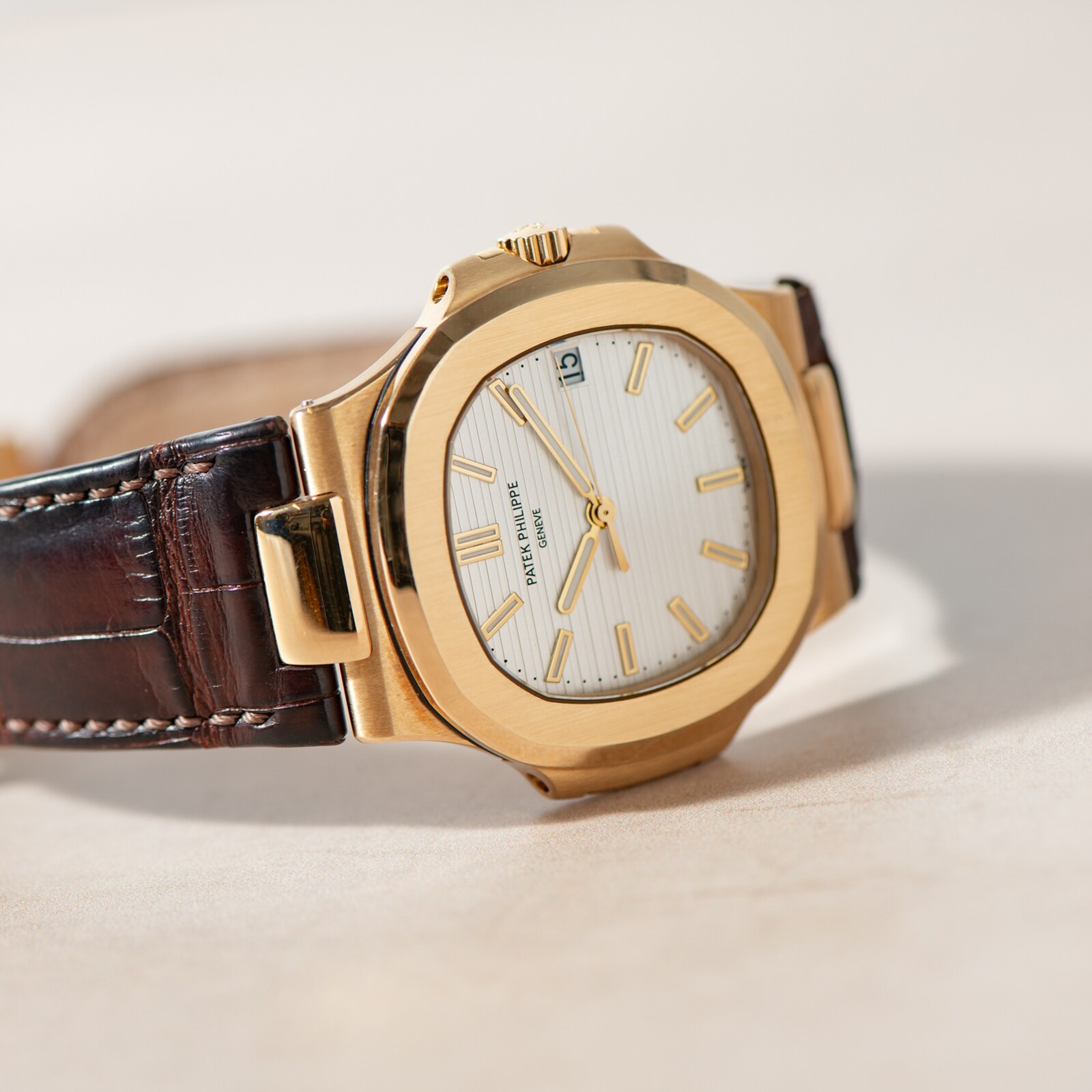 Pre-Owned Patek Philippe Patek Philippe Nautilus 18k