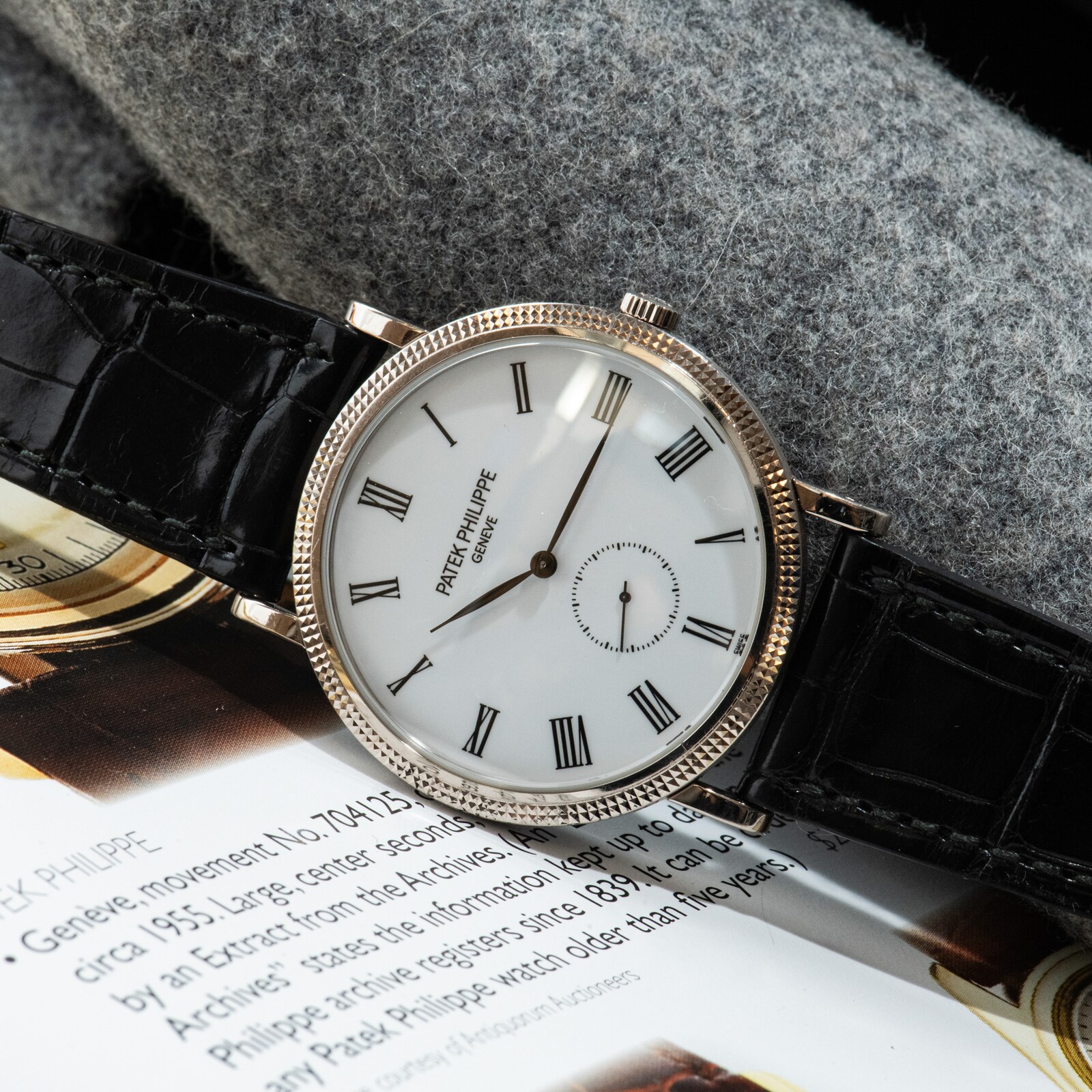 Pre-Owned Patek Philippe Patek Philippe Calatrava