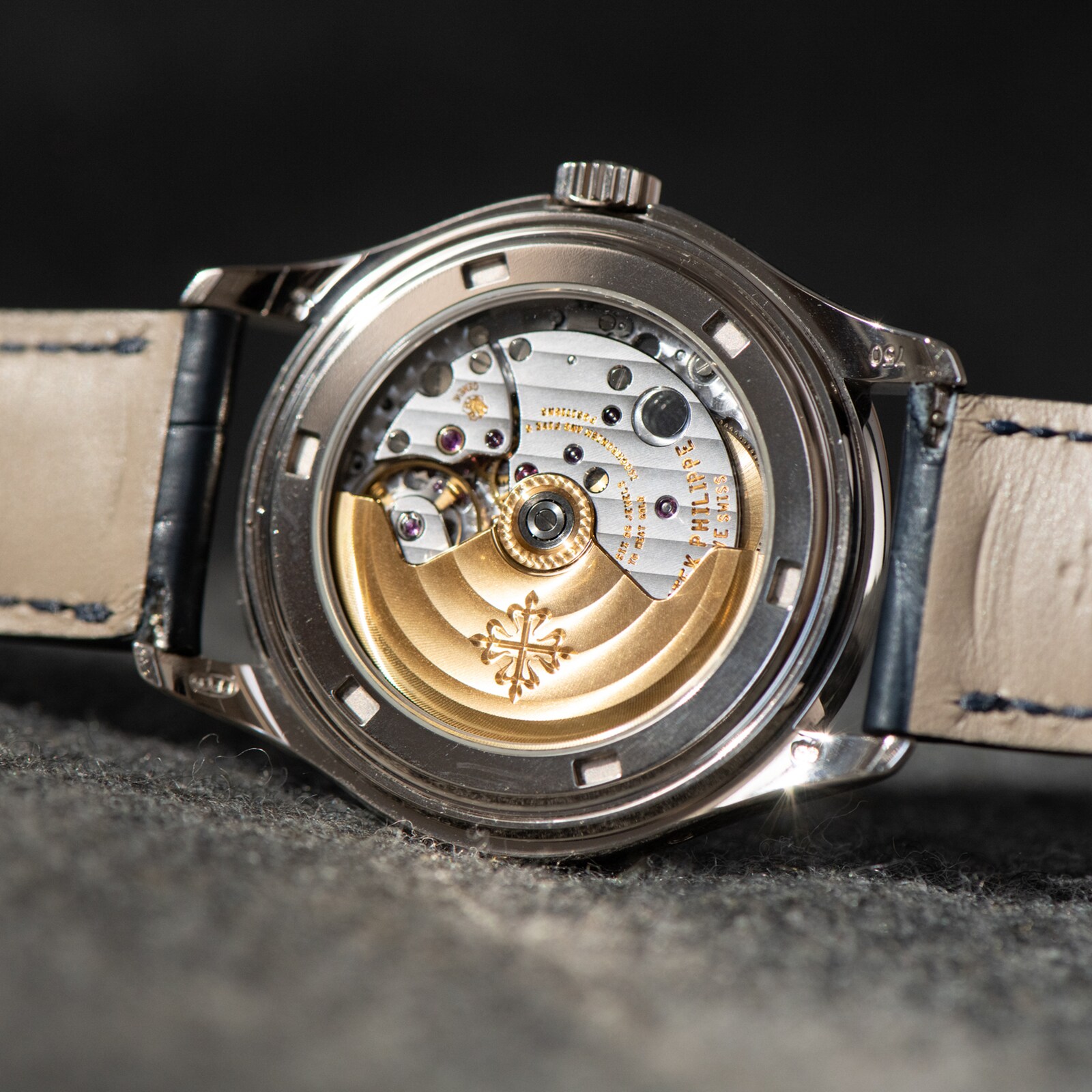 Pre-Owned Patek Philippe Patek Philippe Annual Calendar Moonphase