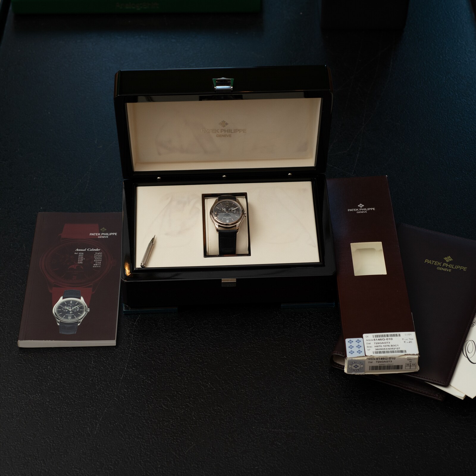 Pre-Owned Patek Philippe Patek Philippe Annual Calendar Moonphase