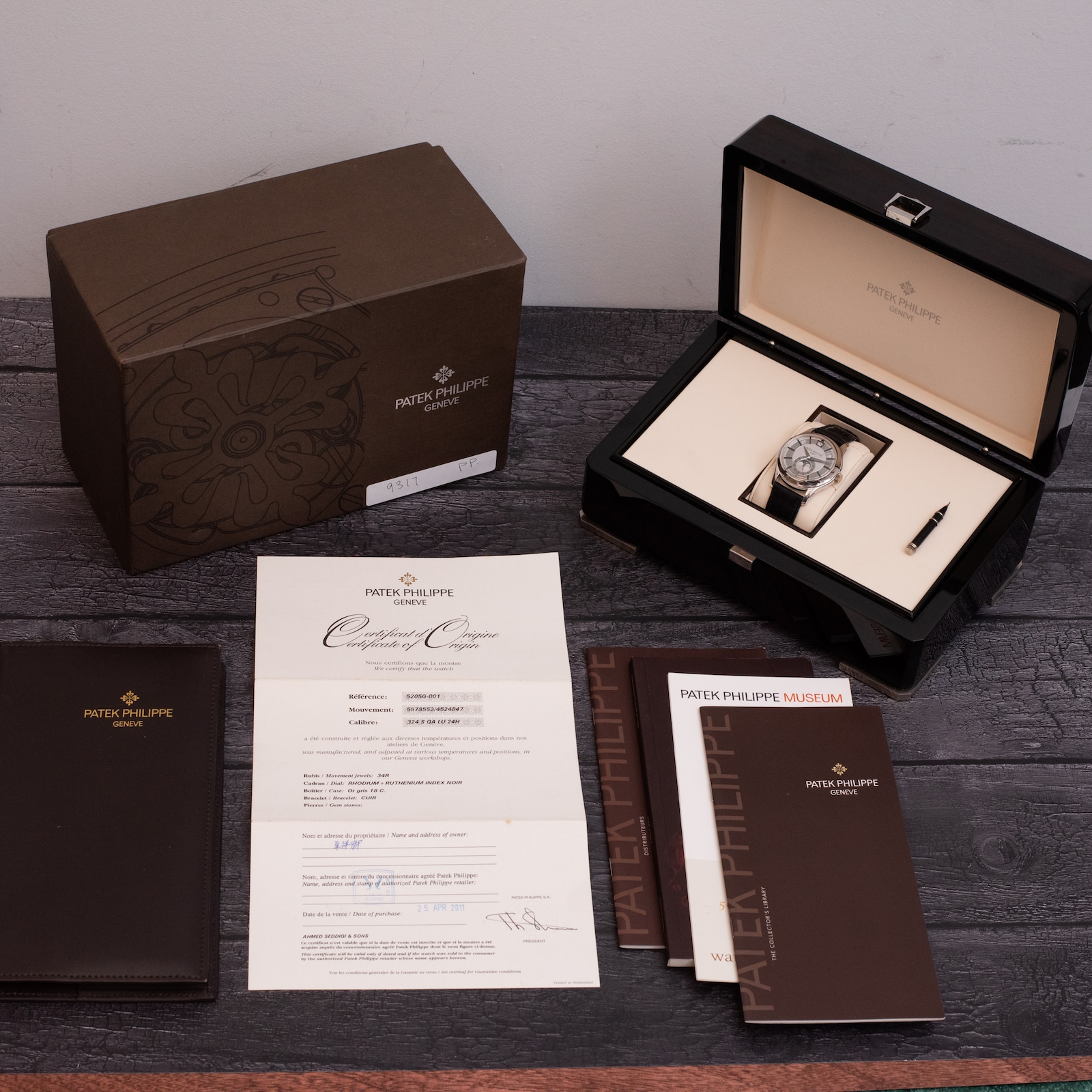 Pre-Owned Patek Philippe Patek Philippe Annual Calendar