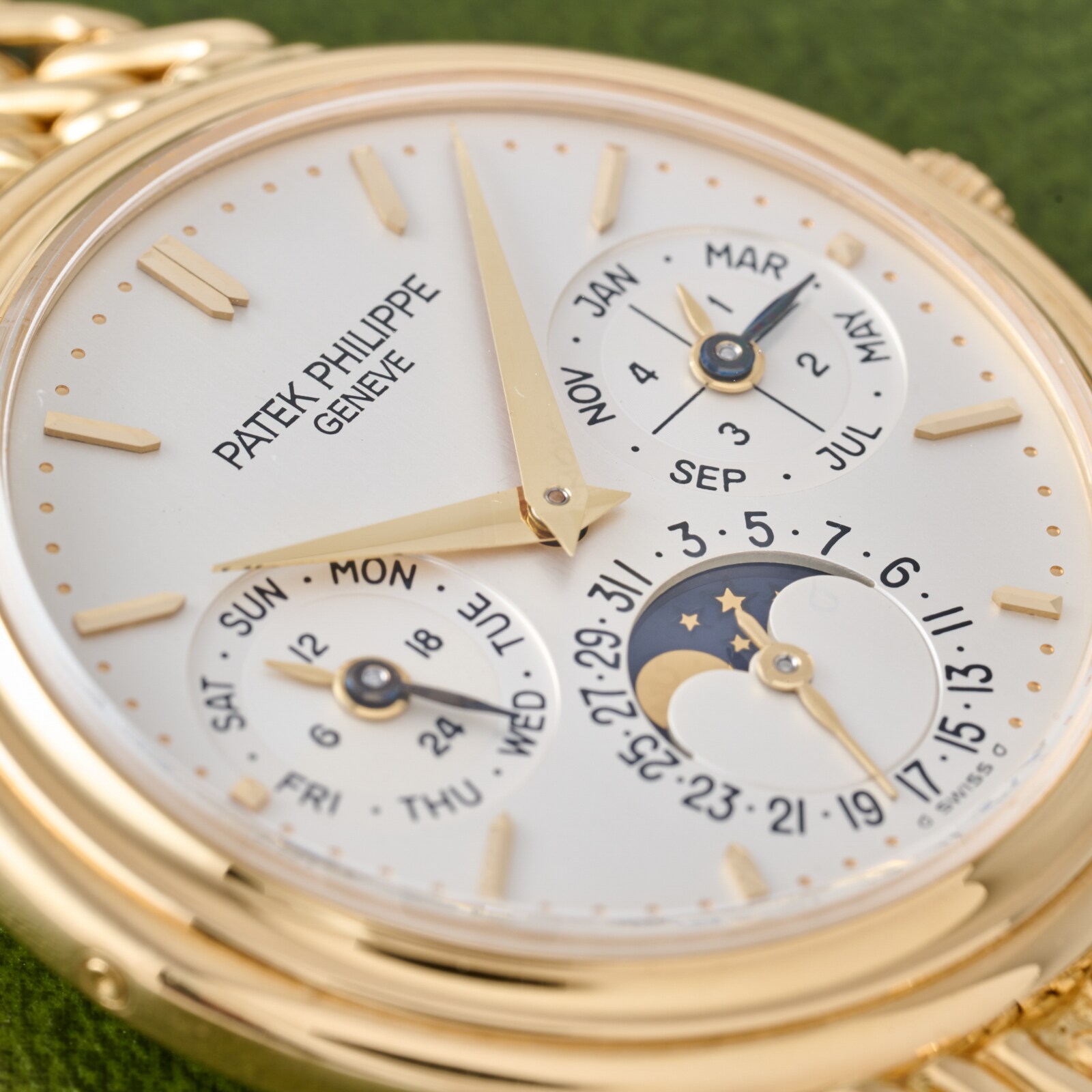Pre-Owned Patek Philippe Perpetual Calendar