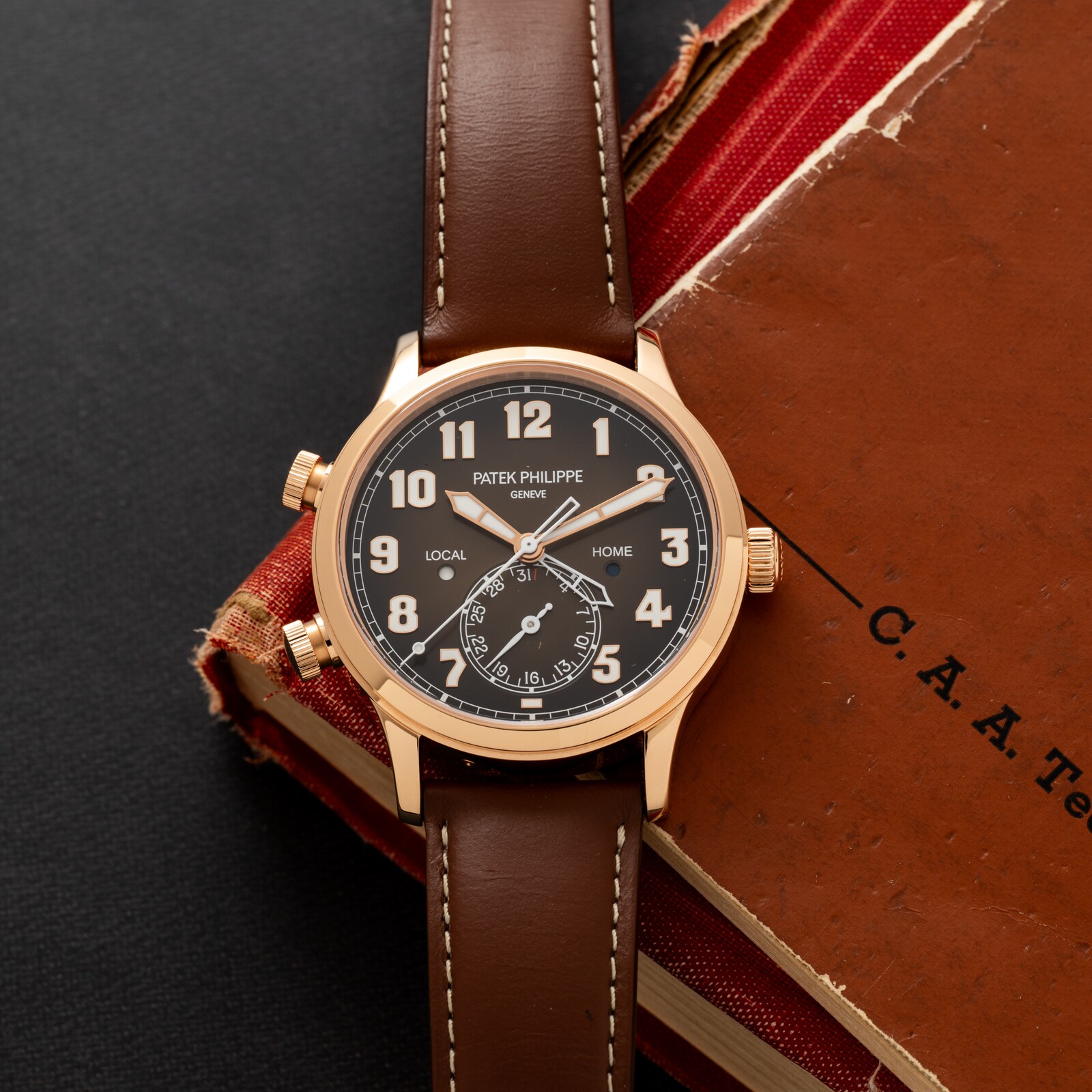 Pre-Owned Patek Philippe Calatrava Pilot Travel Time