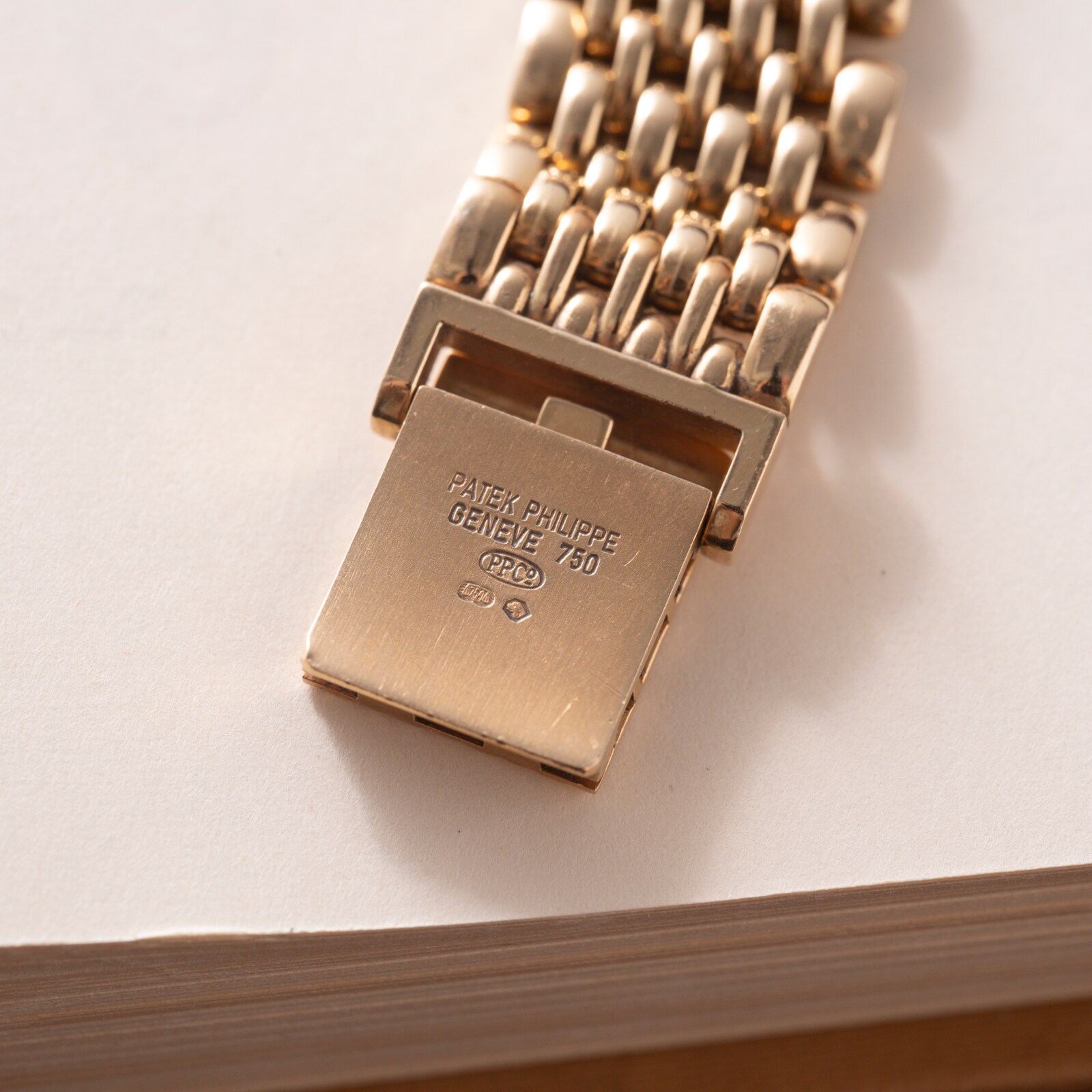 Pre-Owned Patek Philippe Ellipse