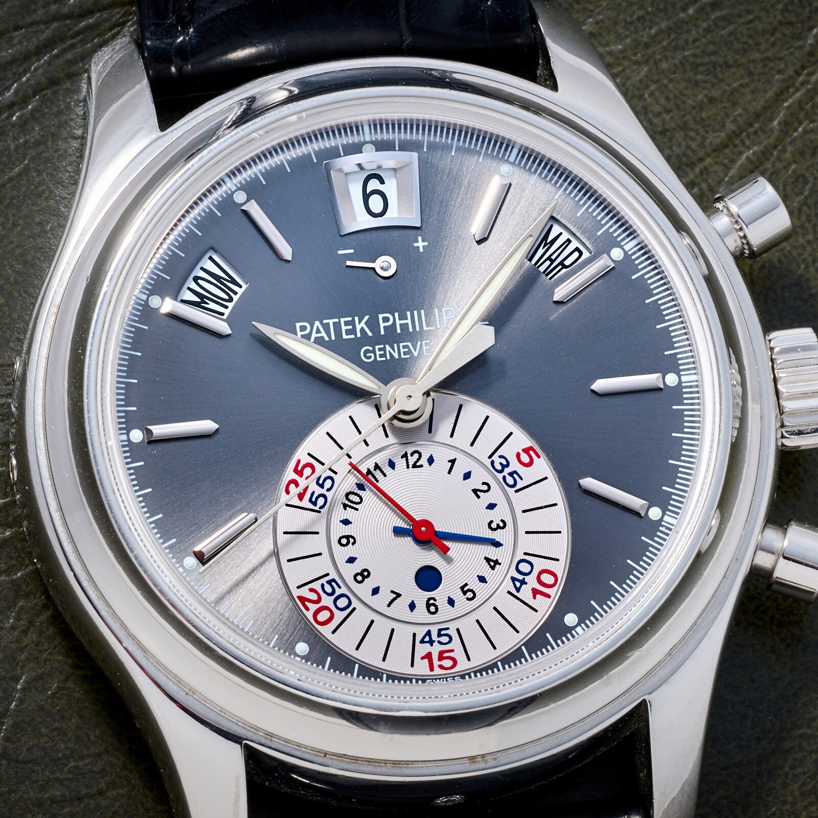 Pre-Owned Patek Philippe Annual Calendar Flyback Chronograph
