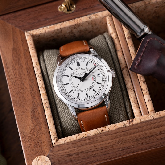 Pre-Owned Patek Philippe Calatrava Weekly Calendar