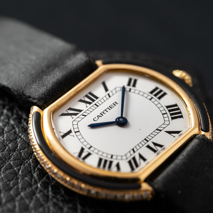 Pre-Owned Cartier Ellipse Gondole