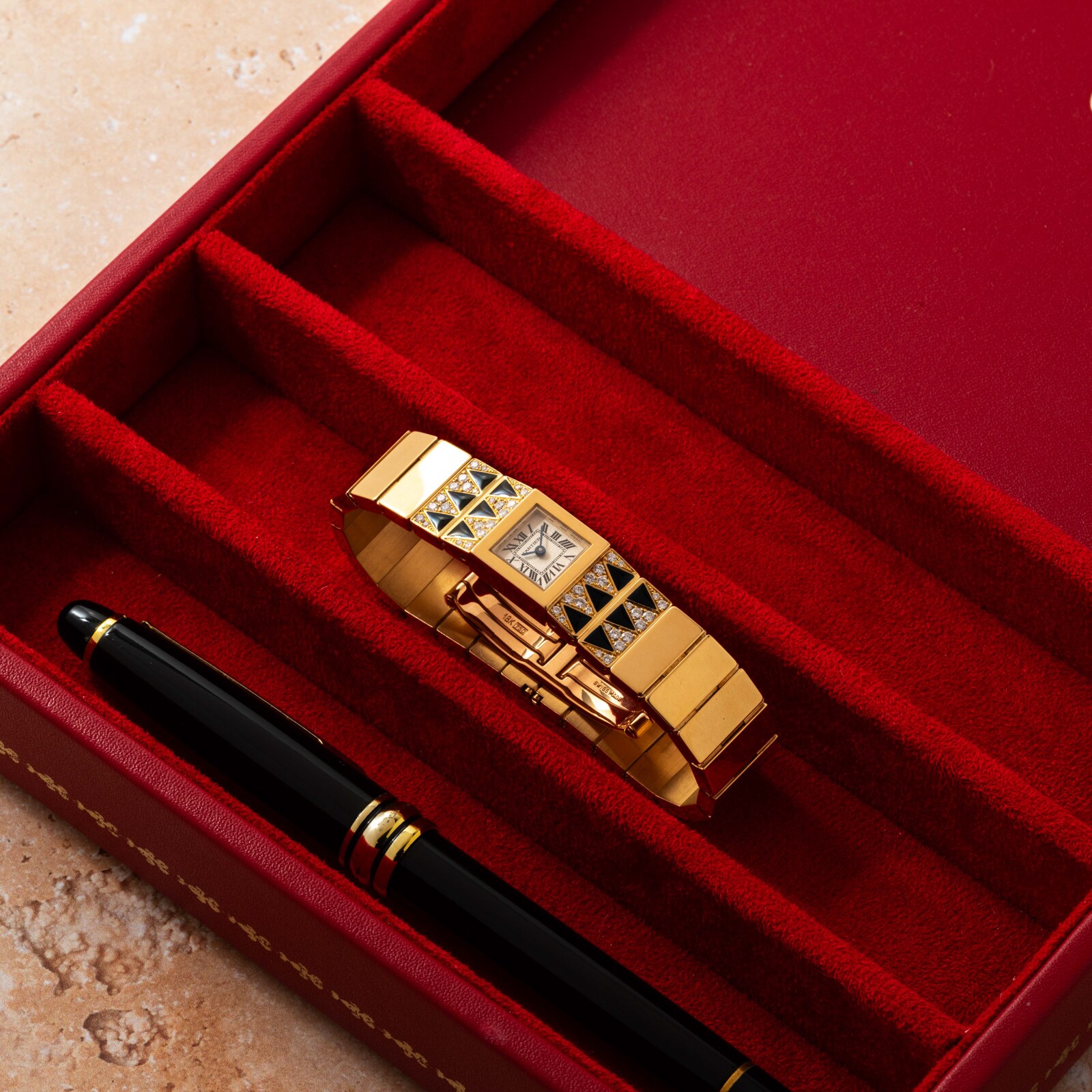 Pre-Owned Cartier Tank Lingot