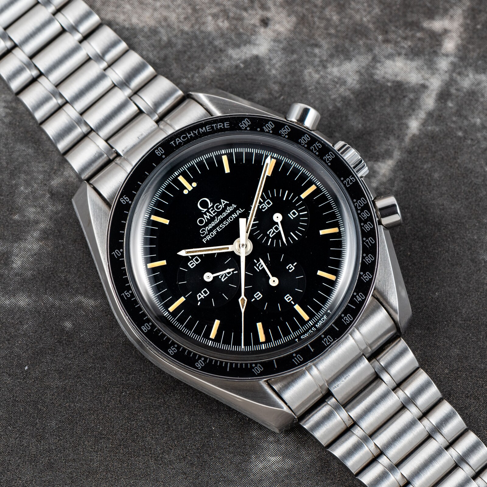 Pre-Owned Omega Speedmaster Professional
