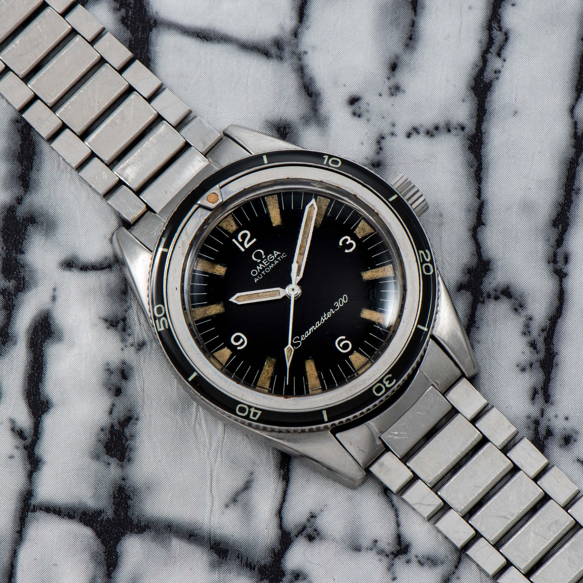 Pre-Owned Omega Seamaster 300 Pre-Owned Omega Seamaster 300