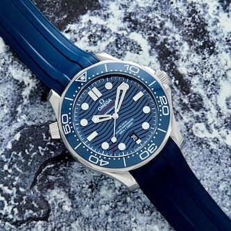 Pre-Owned Omega by Analog Shift Seamaster 300 Professional