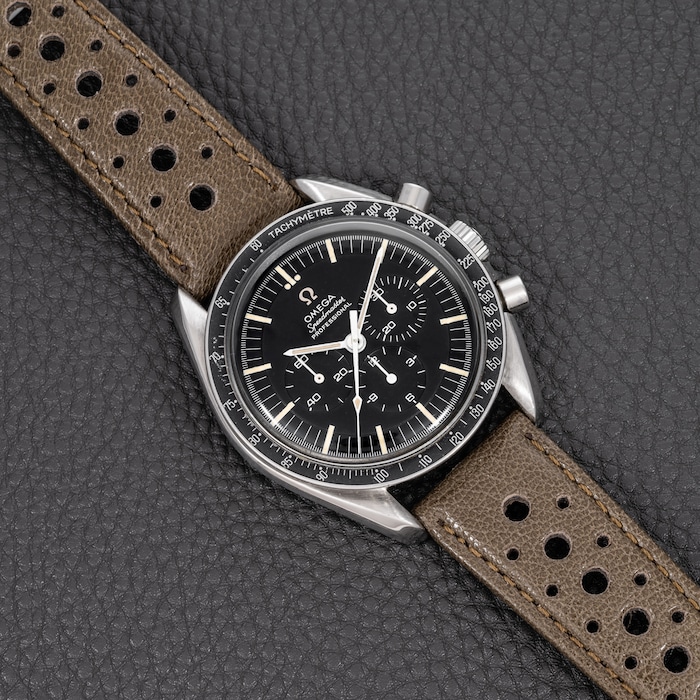 Pre-Owned Omega Speedmaster Professional