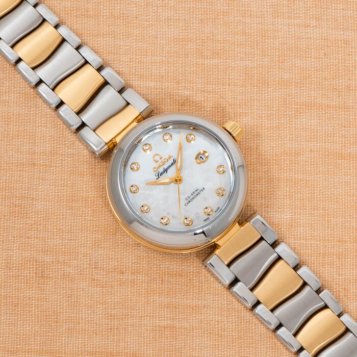 Pre-Owned Omega DeVille Ladymatic 'Mother of Pearl'